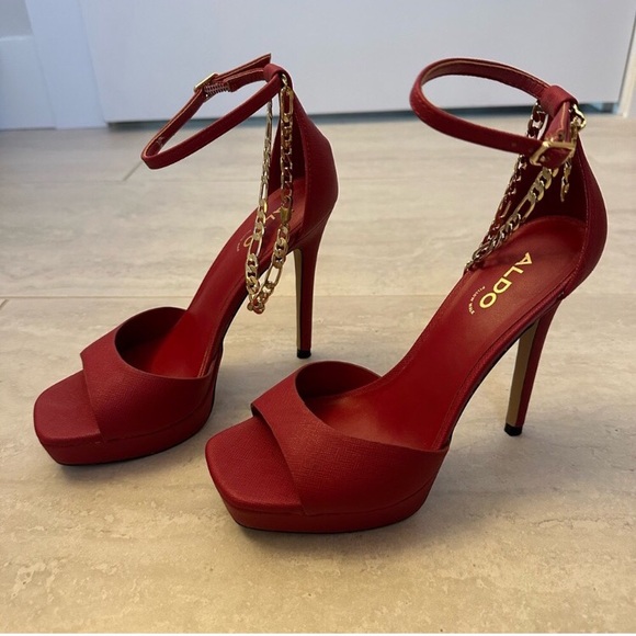 Red high heels from Aldo size 7.5 pillow walk cushion - Picture 3 of 8